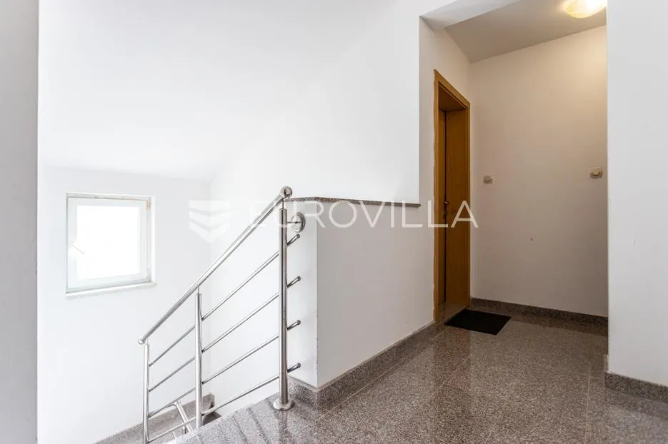 šibenik, brodarica, udoban dvosoban stan, 59,85 m² - slika 9