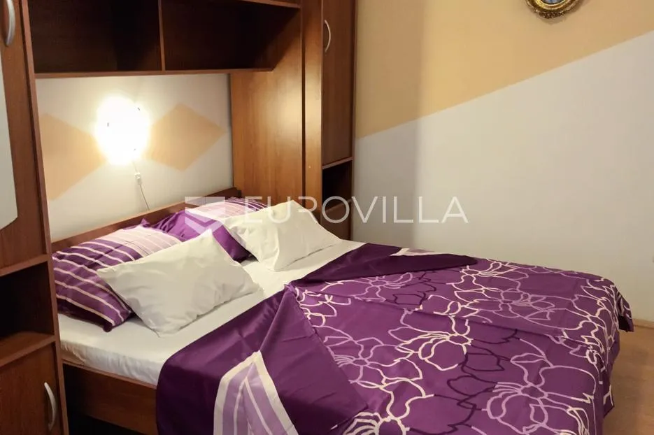 vodice, kuća s 5 apartmana, 278 m² - slika 10