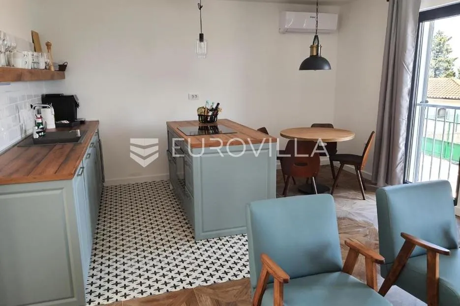lovran, predivna kuća s tri apartmana 50 m od mora - slika 4