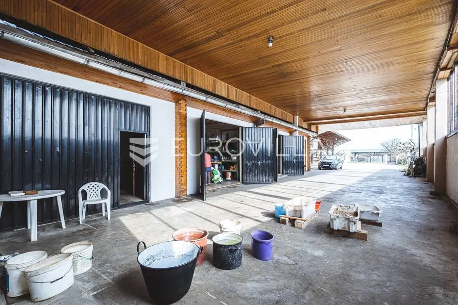 okolica zagreba, donji stupnik stambeno-poslovni objekt sa zemljištem 1230 m2 - slika 15