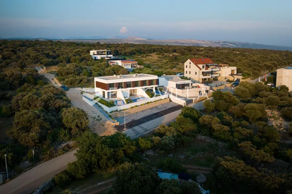 pag, mandre, luksuzno moderna vila 2, u nizu s bazenom i pogledom na more 130 m² - slika 16
