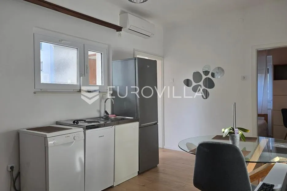 vojak, uređen stan 49,65 m², 2 balkona i spremištem, blizina kampusa - slika 3