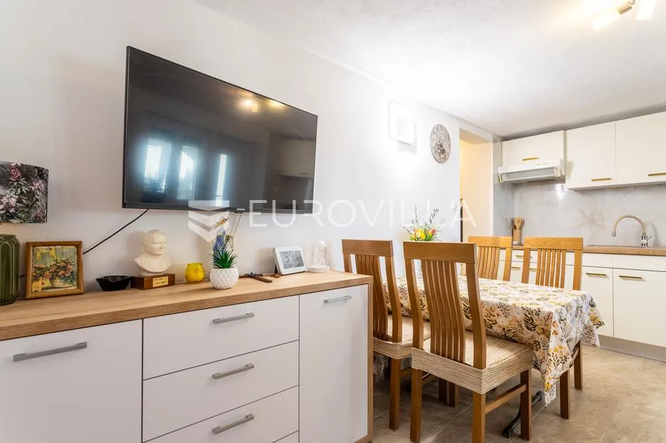 čiovo, okrug gornji, trosoban stan sa studio apartmanom, vrtom i pogledom na more - slika 13