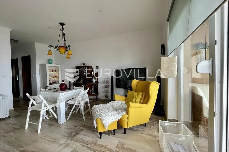 opatija, predivan trosoban stan 91 m², bazen, panoramski pogled na kvarner - slika 4