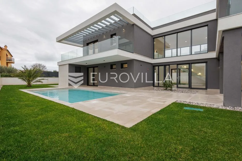istra, pomer, unikatna, moderna villa 20 m od mora 417 m² - slika 6