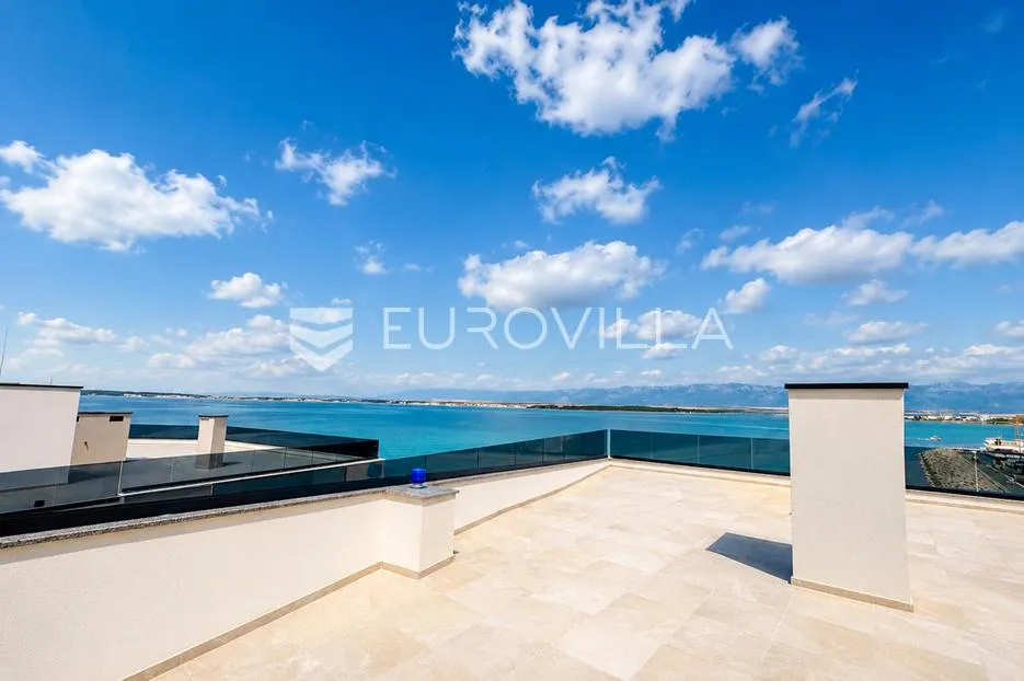 zadar, privlaka, luksuzni dvosoban stan 1. red do mora, 126,38 m² - slika 16