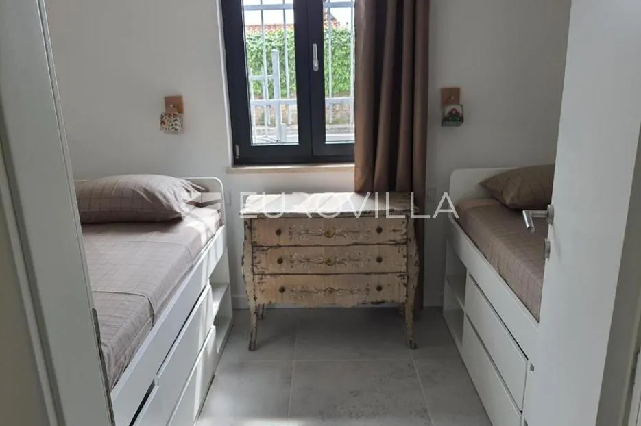 lovran, predivna kuća s tri apartmana 50 m od mora - slika 15