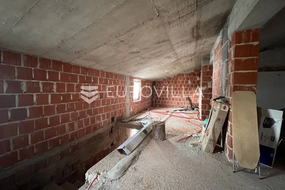 istra, buje, kuća u nizu, 187 m² - slika 18
