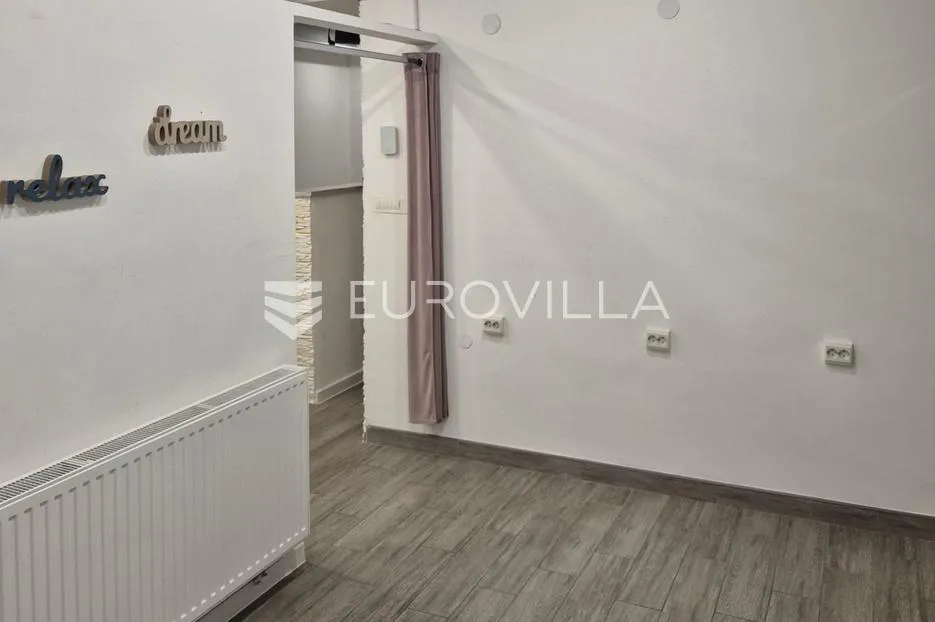 osijek, centar, lijepo uređen poslovni prostor 54 m², odlična lokacija - slika 6
