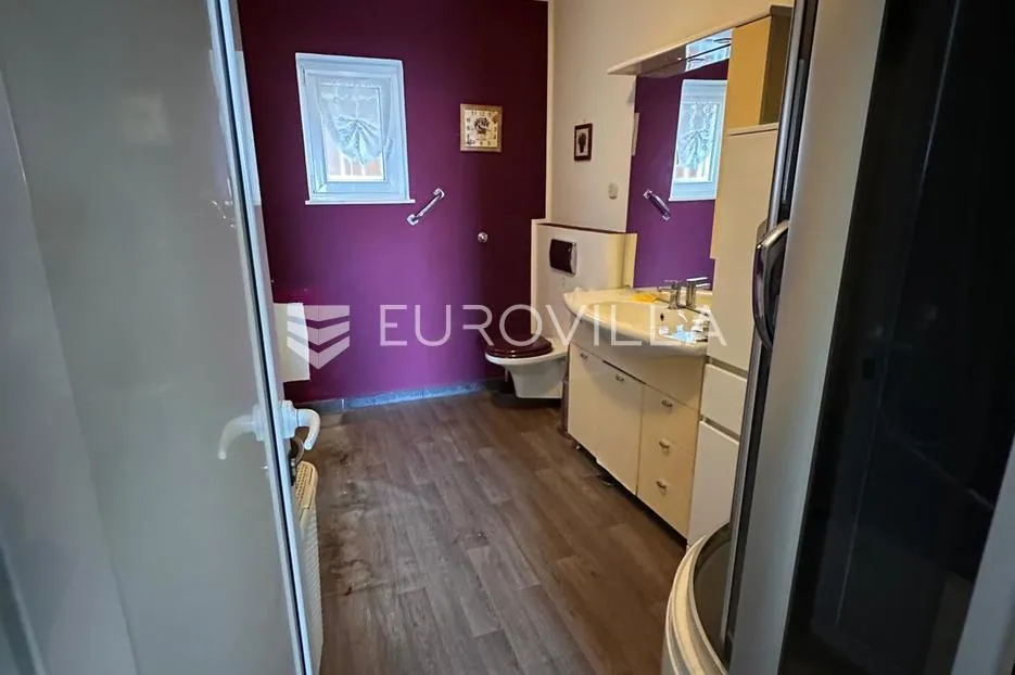 senj, kuća 200 m² s dva odvojena stana na lokaciji blizu mora - slika 7