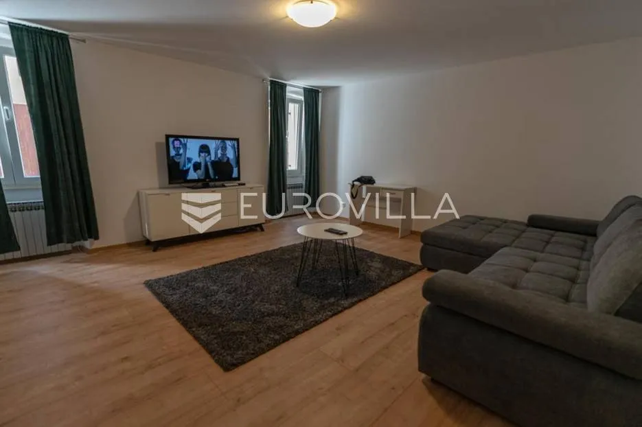 istra, rovinj, novo adaptiran prekrasan stan u centru rovinja nkp 88m2 - slika 7