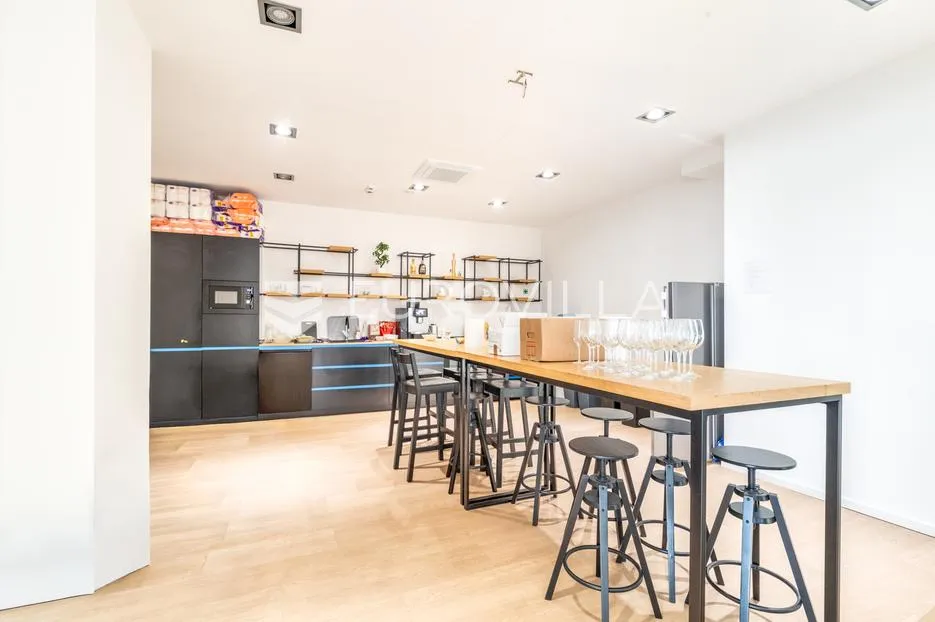 zagreb, radnička, moderan poslovni prostor 430 m² na 7. katu poslovne zgrade - slika 6