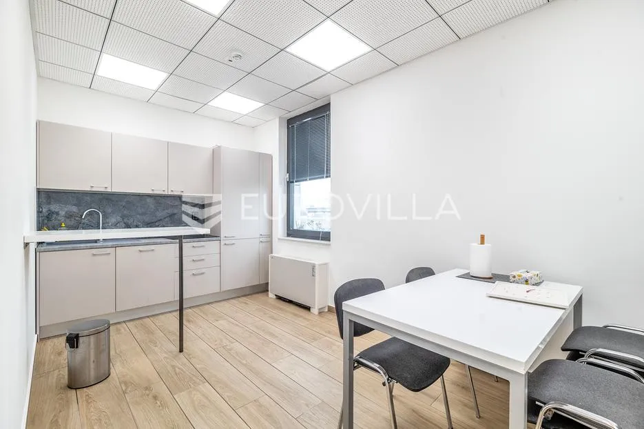 zagreb, lanište uređen poslovni prostor 202 m² - slika 4