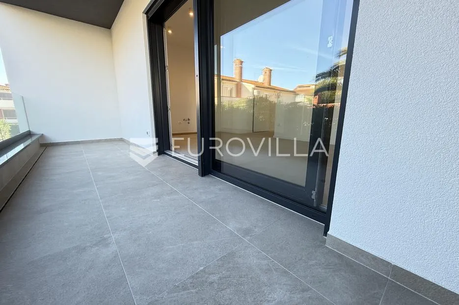 istra, premantura, luksuzni trosobni stan, 1. kat, 67.20 m², 500 od mora - slika 4
