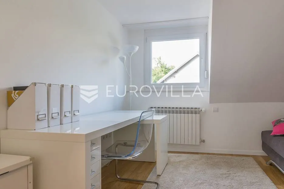 maksimir, dobri dol, prekrasan trosoban stan veličine 80 m² na mirnoj lokaciji - slika 24