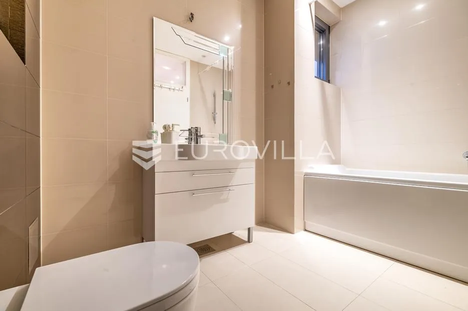 zagreb, vrhovec četverosoban stan 82,65 + dvosoban stan 40m2 + gpm - slika 5