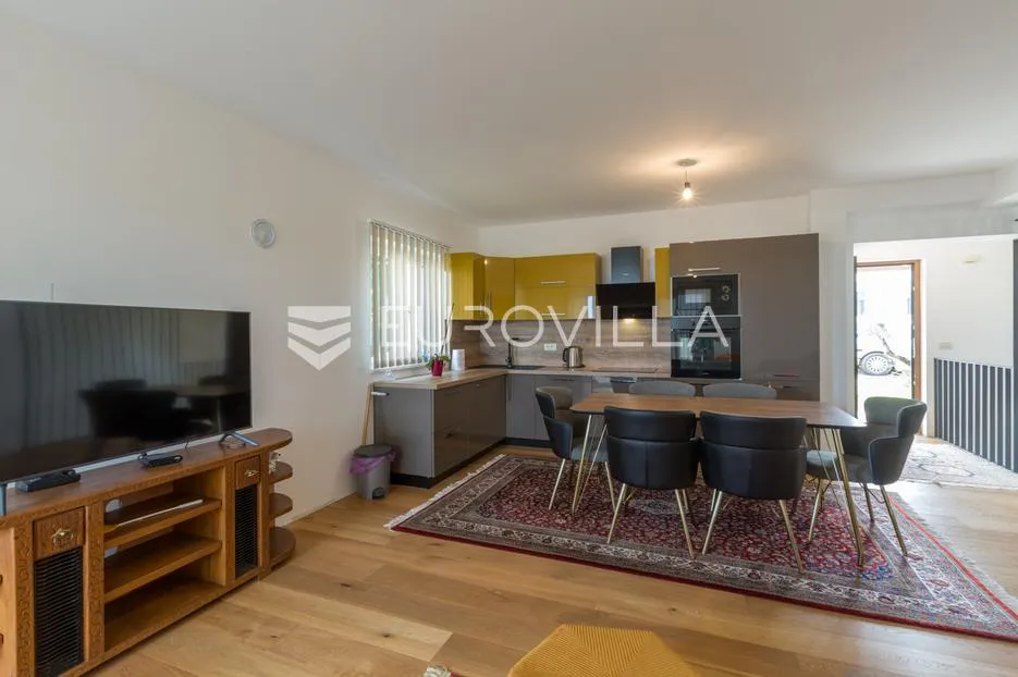 istra, vodnjan prilika za investiciju, apartmanska kuća podijeljena na dvije stambene jedinice - slika 4