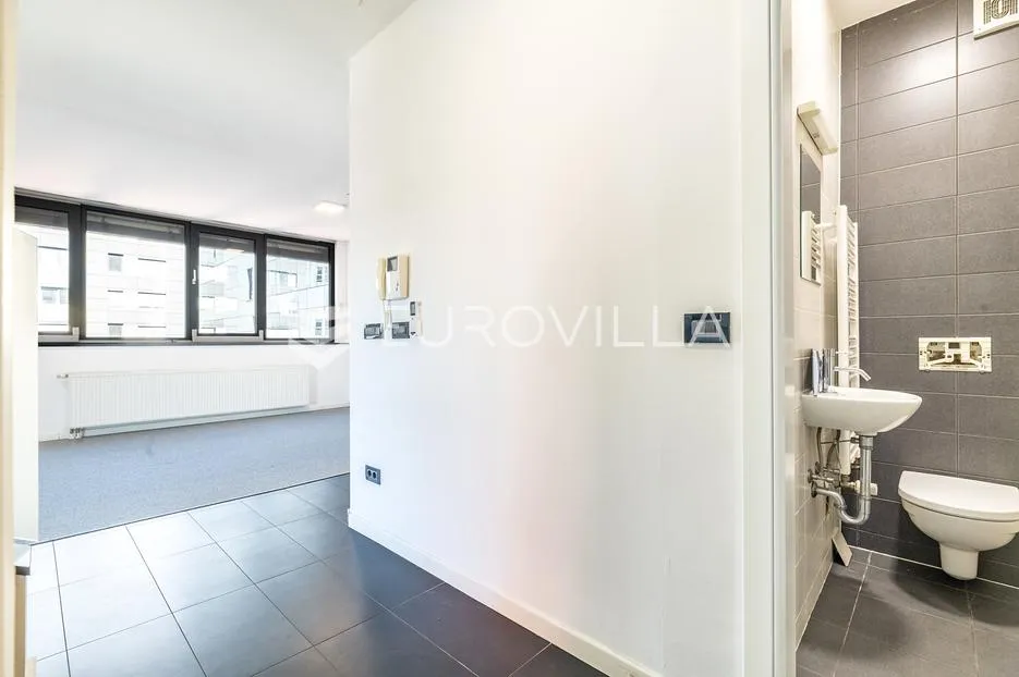zagreb, špansko, nova galerija, atraktivan dvoetažan trosoban stan, 84 m² - slika 7