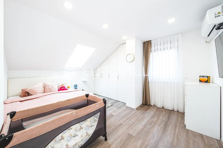 zagreb, podsused, predivna moderna kuća 278 m2 - slika 16