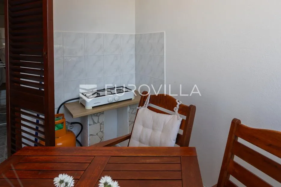 istra, vrsar, funkcionalan stan s prostranom terasom na odličnoj lokaciji - slika 14