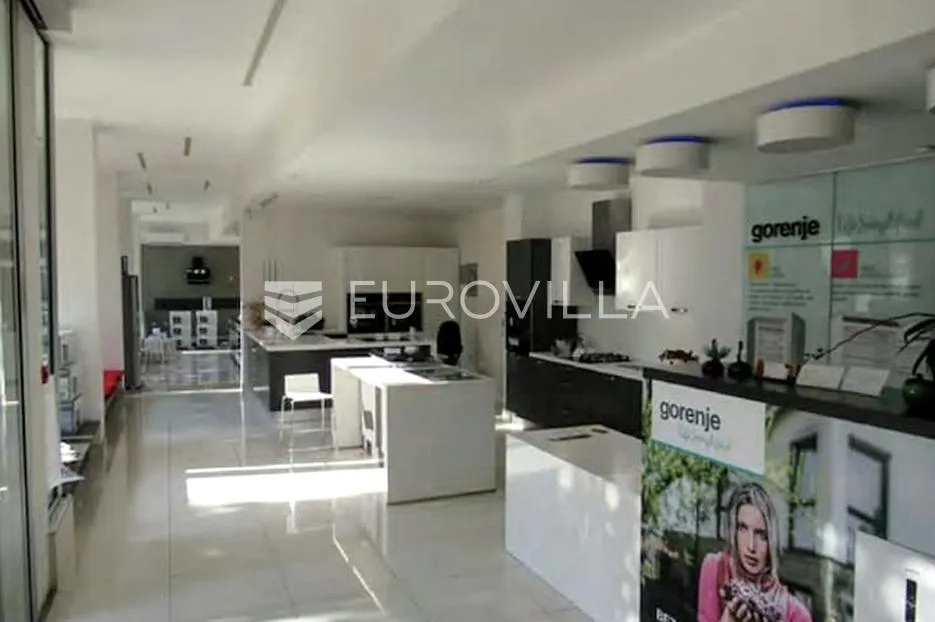 zadar, višnjik, ulični lokal/poslovni prostor na atraktivnoj lokaciji, odlična investicija - slika 2