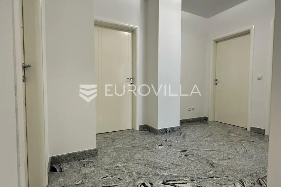 zagreb, trešnjevka, odličan četverosoban stan nkp 98 m2 + gpm - slika 14
