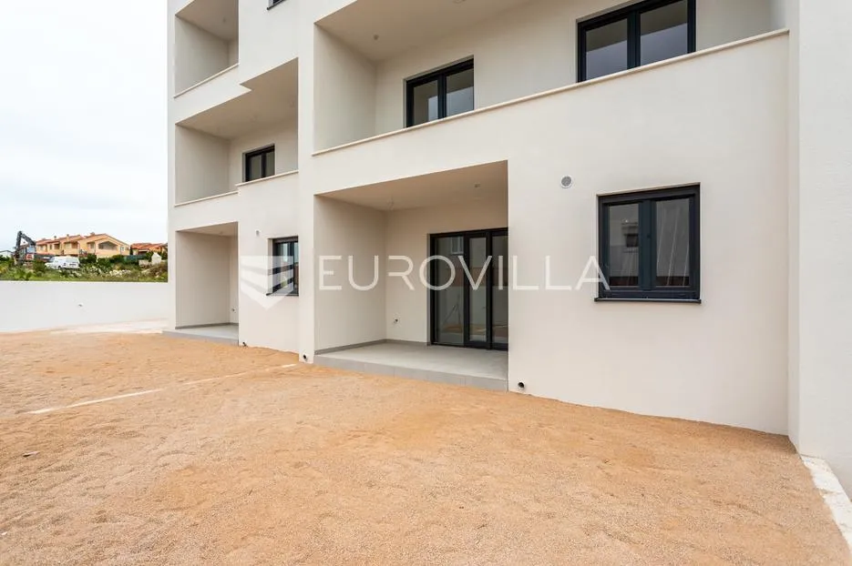 vodice, prostran dvosoban stan, 112,61 m² - slika 16