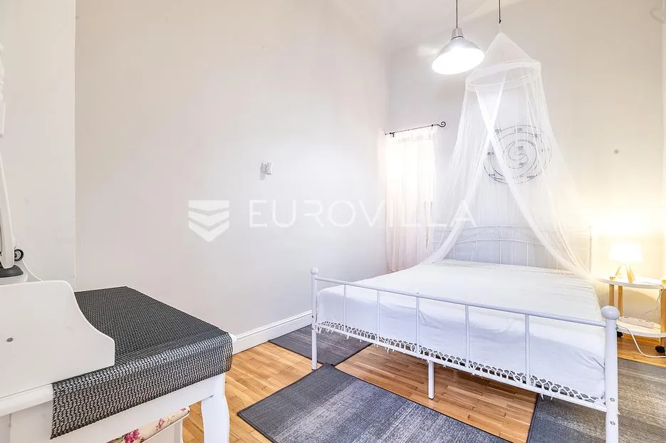 zagreb, centar uređen trosoban stan 76 m² - slika 6