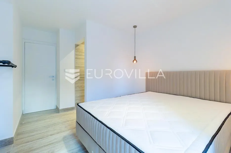rijeka, podmurvice, prekrasan trosoban stan nkp 70 m2 - slika 9