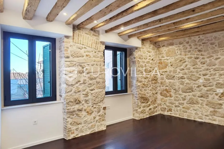 šibenik, centar, kamena kuća na tri etaže, 250 m od mora - slika 10
