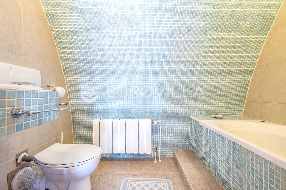 zagreb, pantovčak luksuzan trosoban penthouse 180 m² - slika 9