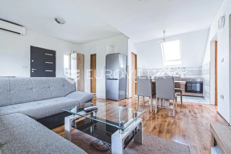 zagreb, gračani, trosoban stan u kući nkp 78 m² - slika 3