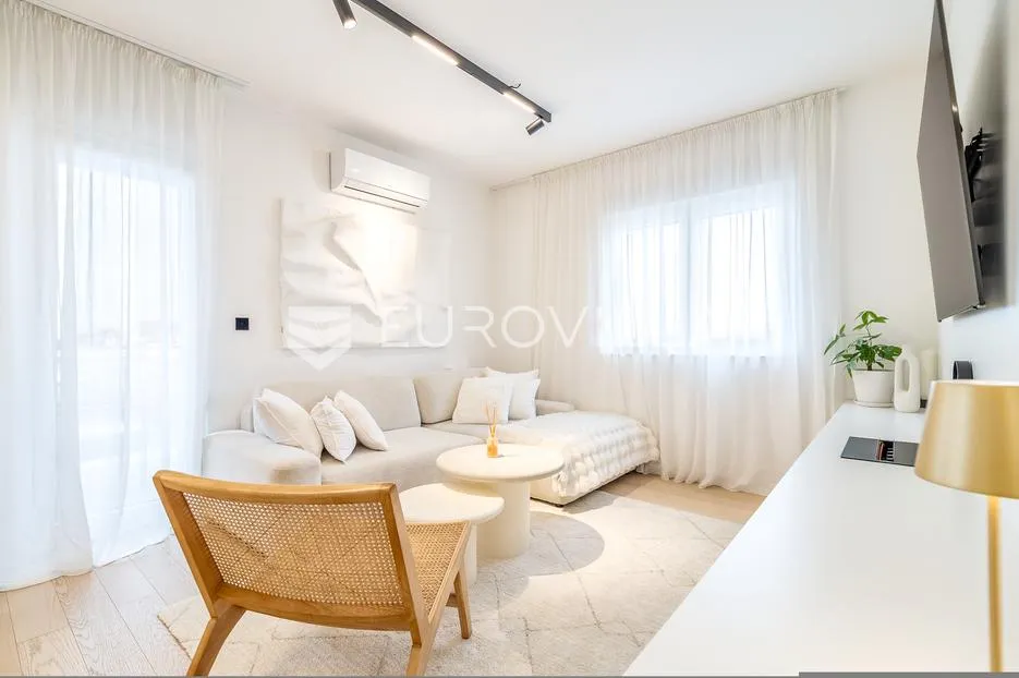 zagreb, novi zagreb, prekrasan trosoban stan 62 m², parking, spremište - slika 3