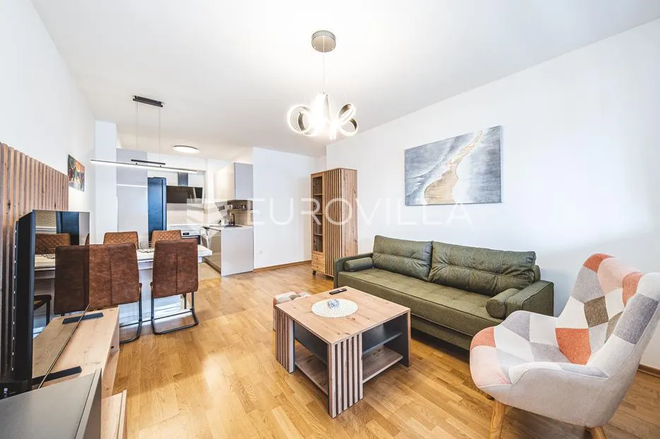 Zagreb, Lovinčićeva, PRVI NAJAM, dvosoban stan površine 56 m² s garažom u novogradnji