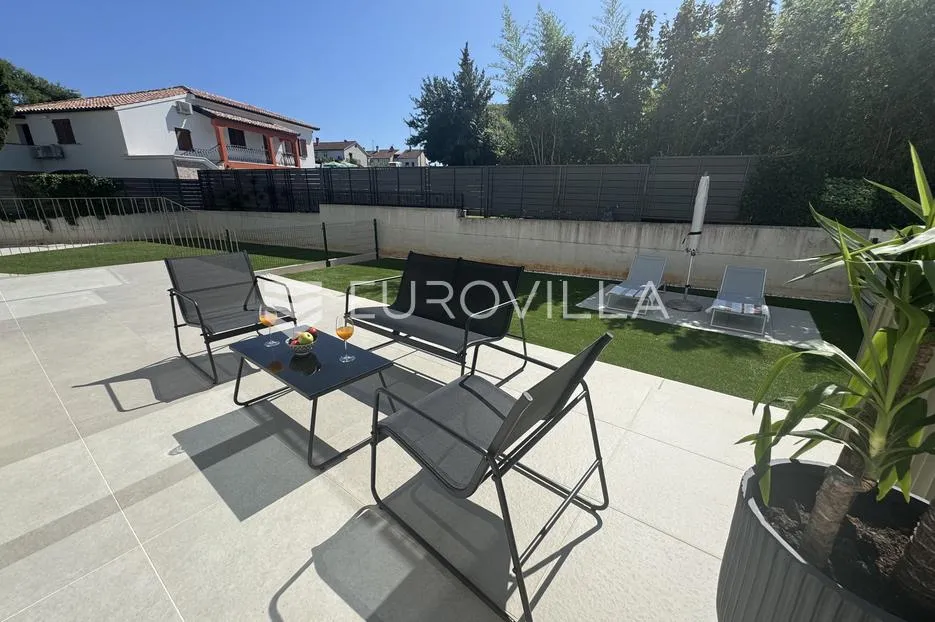 istra, rovinj, moderan stan s dvije spavaće sobe 101 m², vrtom i ograđenim parkirnim mjestom - slika 19