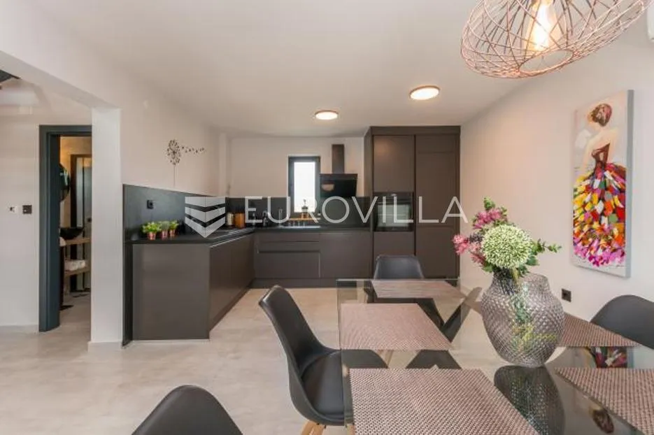 zadar, crno, moderna vila na predivnoj privatnoj lokaciji - slika 19