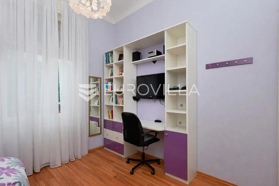 pećine, stan 107, 22 m², okućnica i terasa 30m od mora - slika 9