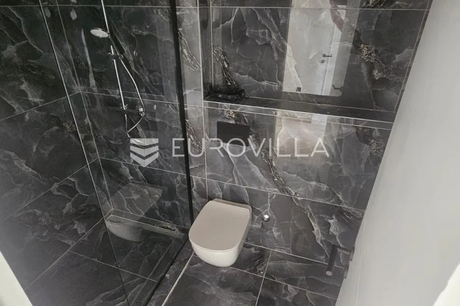 trogir,, seget, penthouse od 107 m² novogradnji s garažom i liftom - slika 14