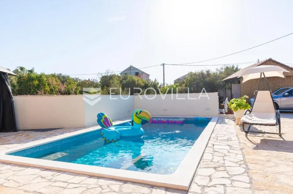 zečevo rogozničko, prekrasna apartmanska kuća s bazenom, 236 m² - slika 4