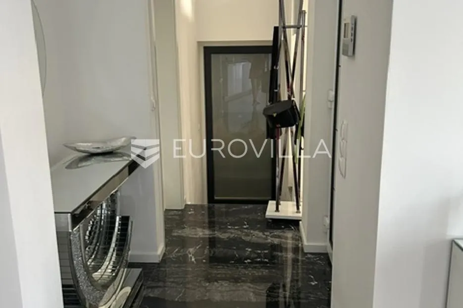 nova gradiška, prostrana i moderna kuća 200 m² - slika 6
