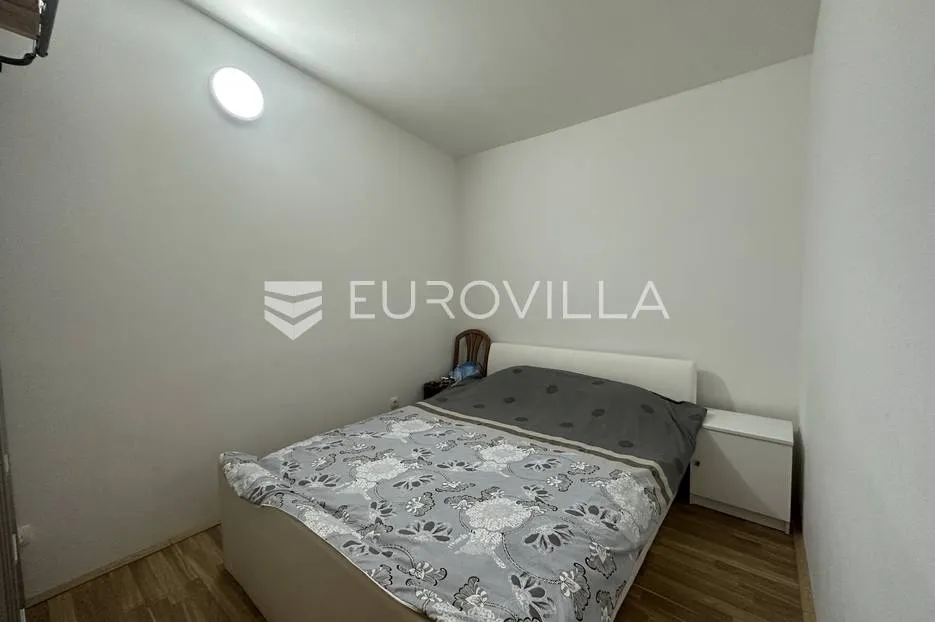 medulin, legalizirana kućica 65 m² na velikoj okućnici - slika 8