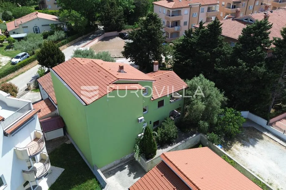 istra, medulin, apartmanska kuća sa tri stana na mirnoj lokaciji - slika 28