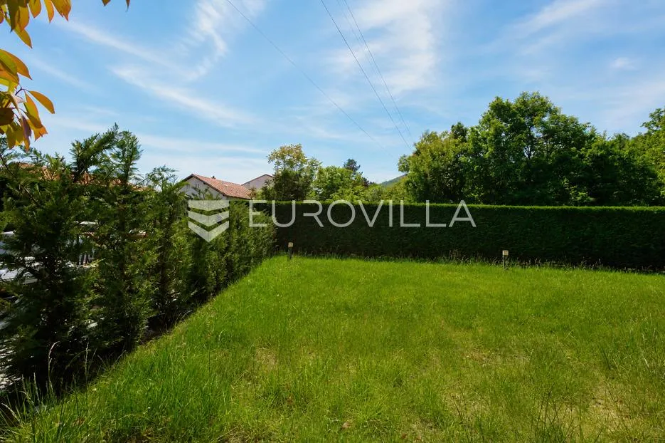 matulji, penthouse peterosobni dvoetažni stan160 m², terasa 130 m² i privatna okućnica 250 m² - slika 34
