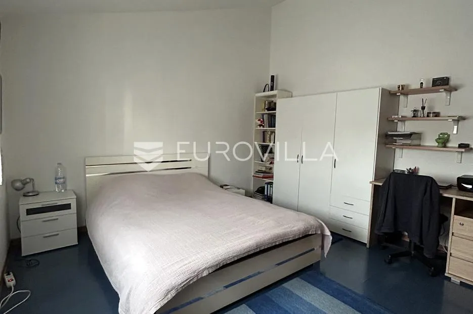 pula, centar - dvoetažni stan s dvije spavaće sobe - slika 6