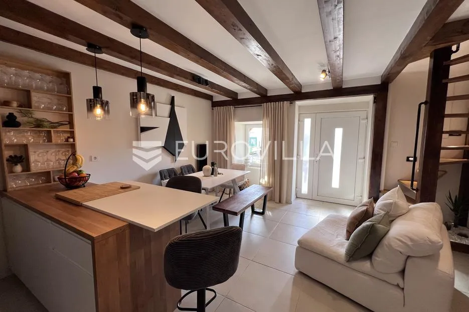istra, kanfanar, potpuno renovirane dvije kamene kuće, useljive odmah, 130 m² - slika 3