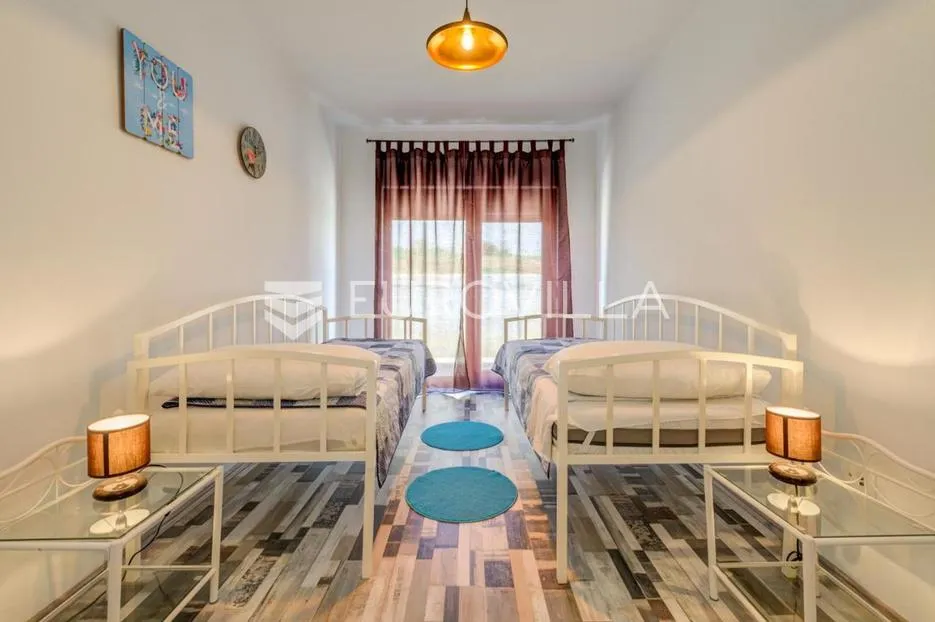 dugopolje, kuća s bazenom za dugoročan najam - slika 17