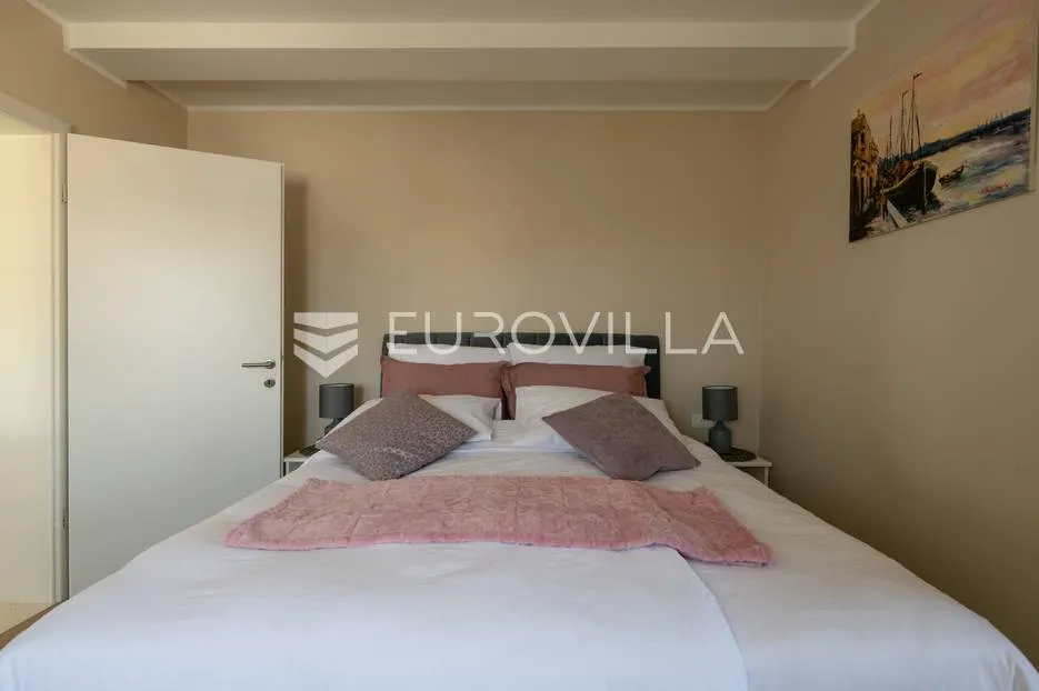 istra, krnica, moderna samostojeća kuća s bazenom i pogledom na more, 200 m² - slika 50