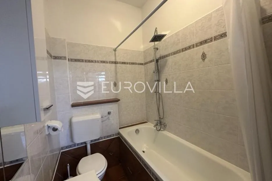 istra, medulin samostojeća kuća 130 m² s prekrasnom krovnom terasom i pogledom more - slika 12