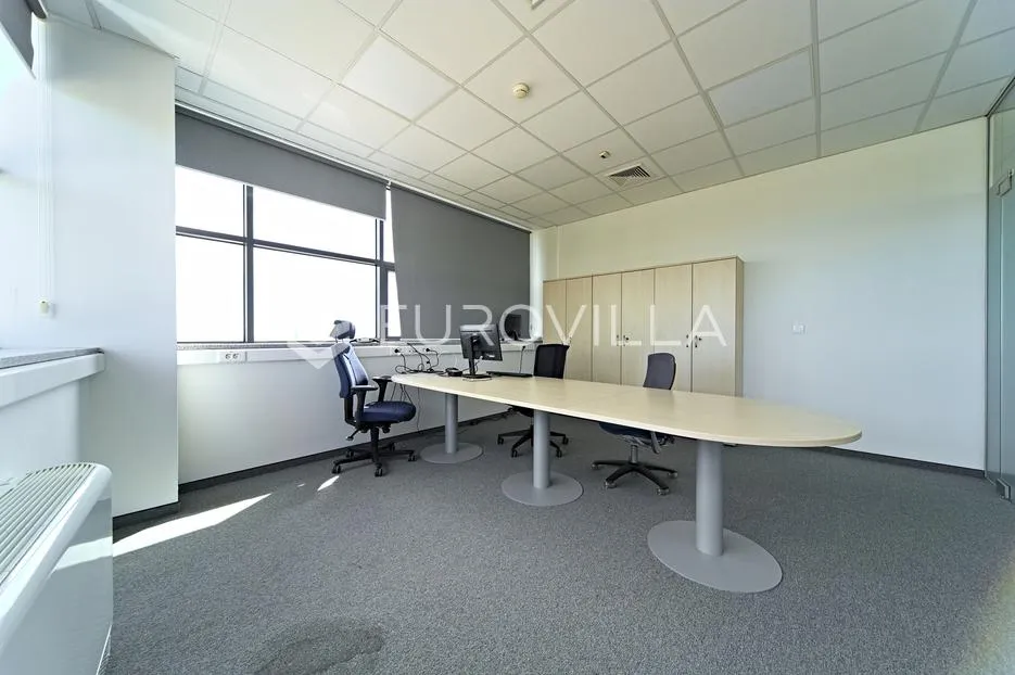 osijek, centar, uređen poslovni ured za najam, 374 m², novogradnja - slika 20