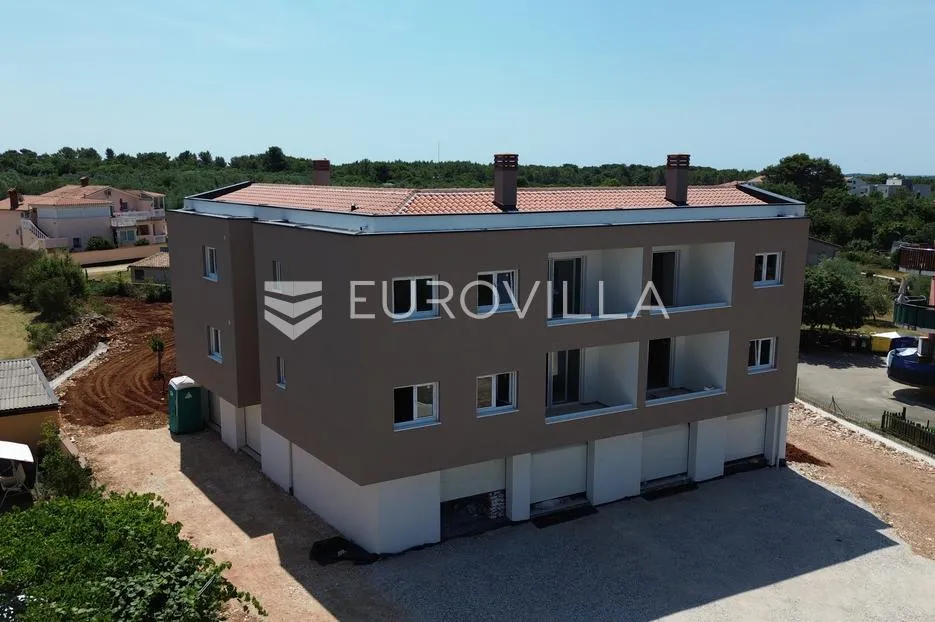 istra, peroj, moderan dvosoban stan u kvalitetnoj novogradnji s garažom - slika 19
